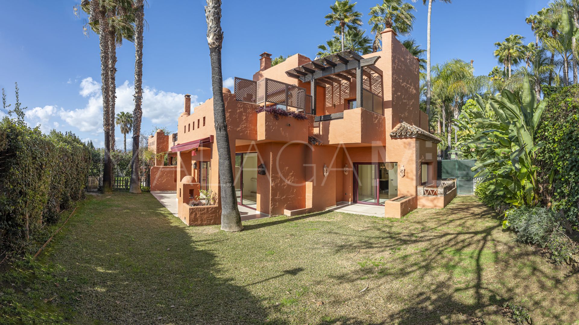 Maison de ville for sale in Monte Marbella Club