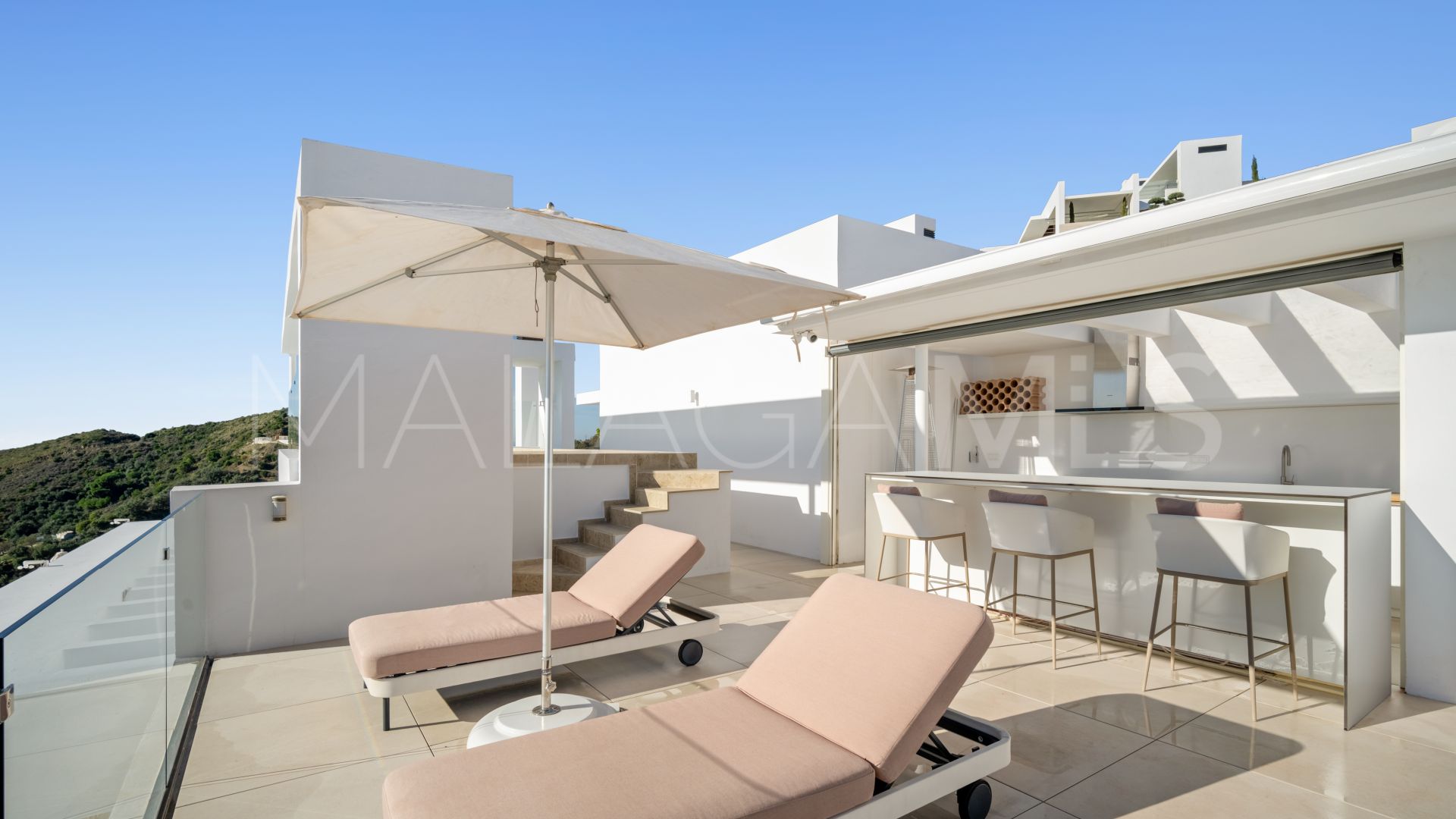 Buy Palo Alto penthouse