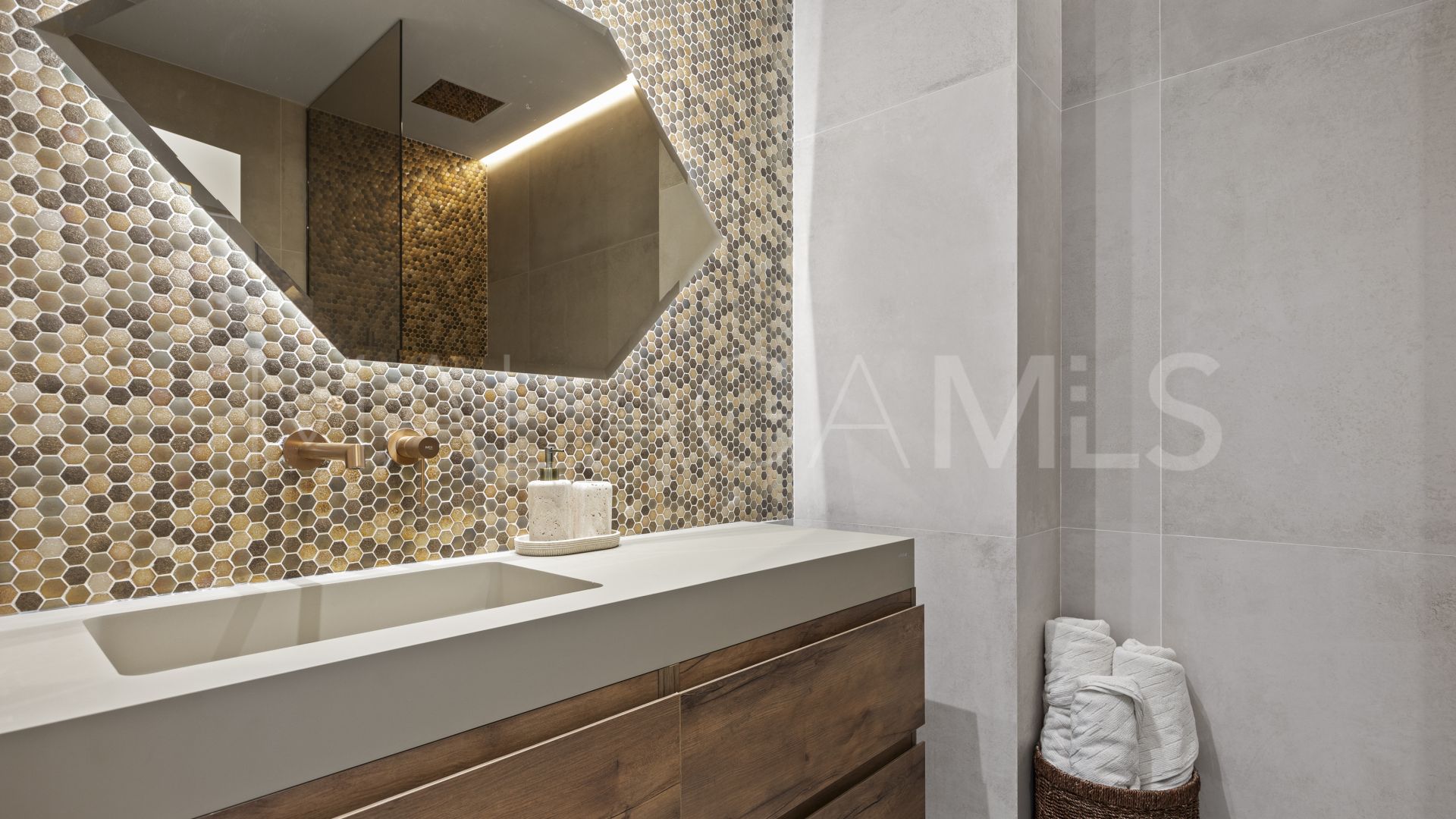 Buy apartment with 3 bedrooms in Altos de La Quinta