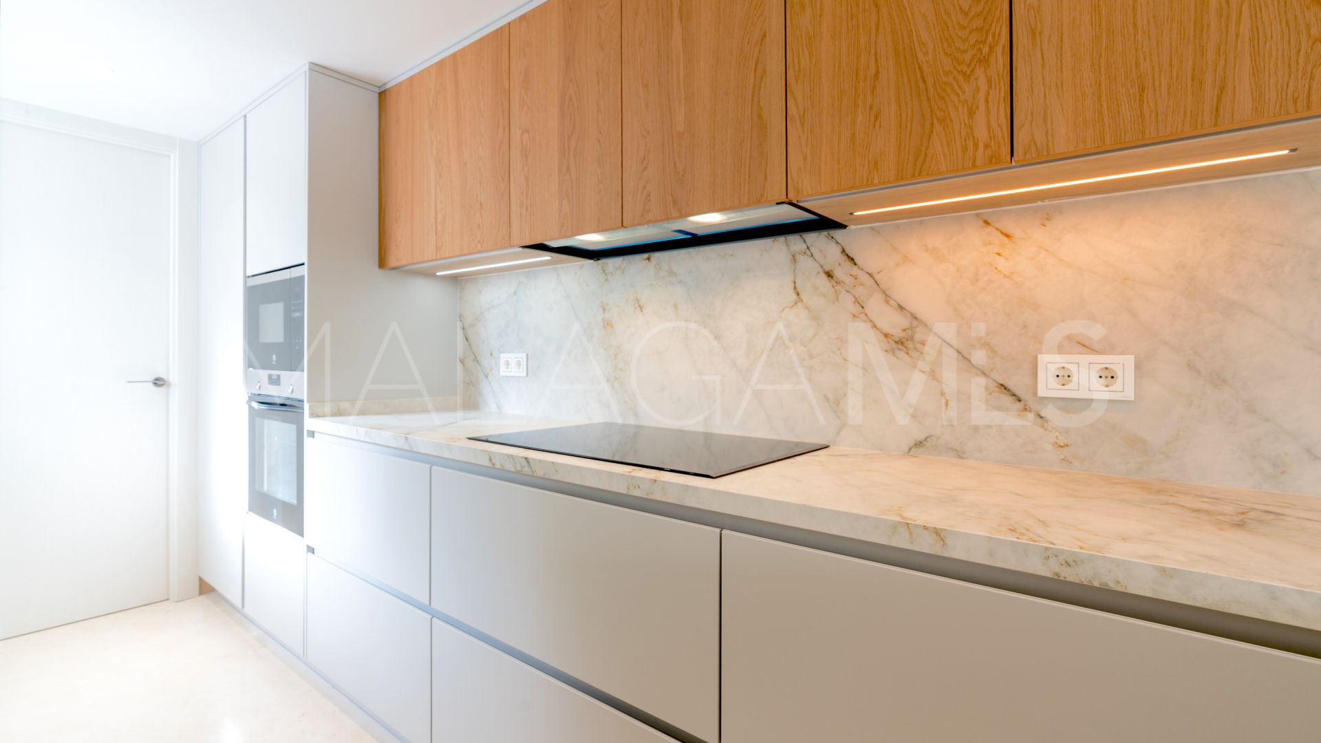 5 bedrooms Marbellamar semi detached house for sale