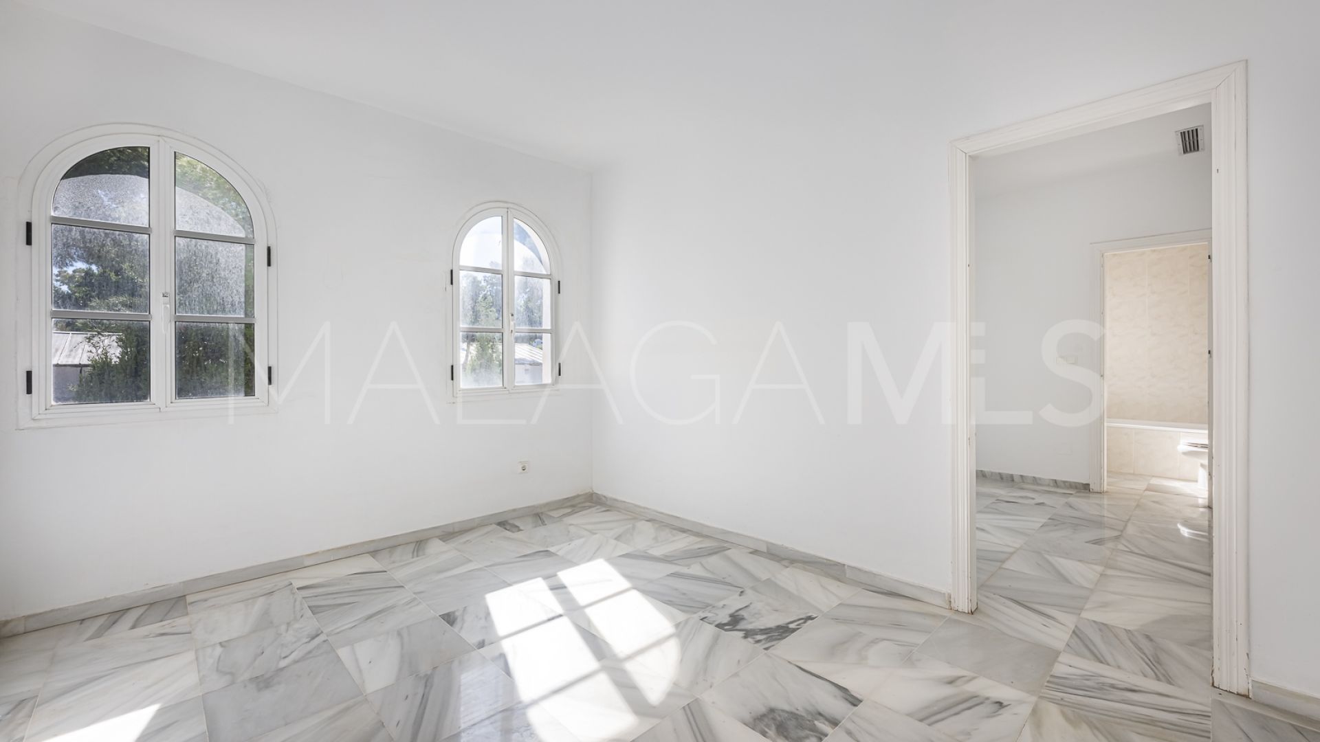 Hus i byn for sale in Altos del Rodeo