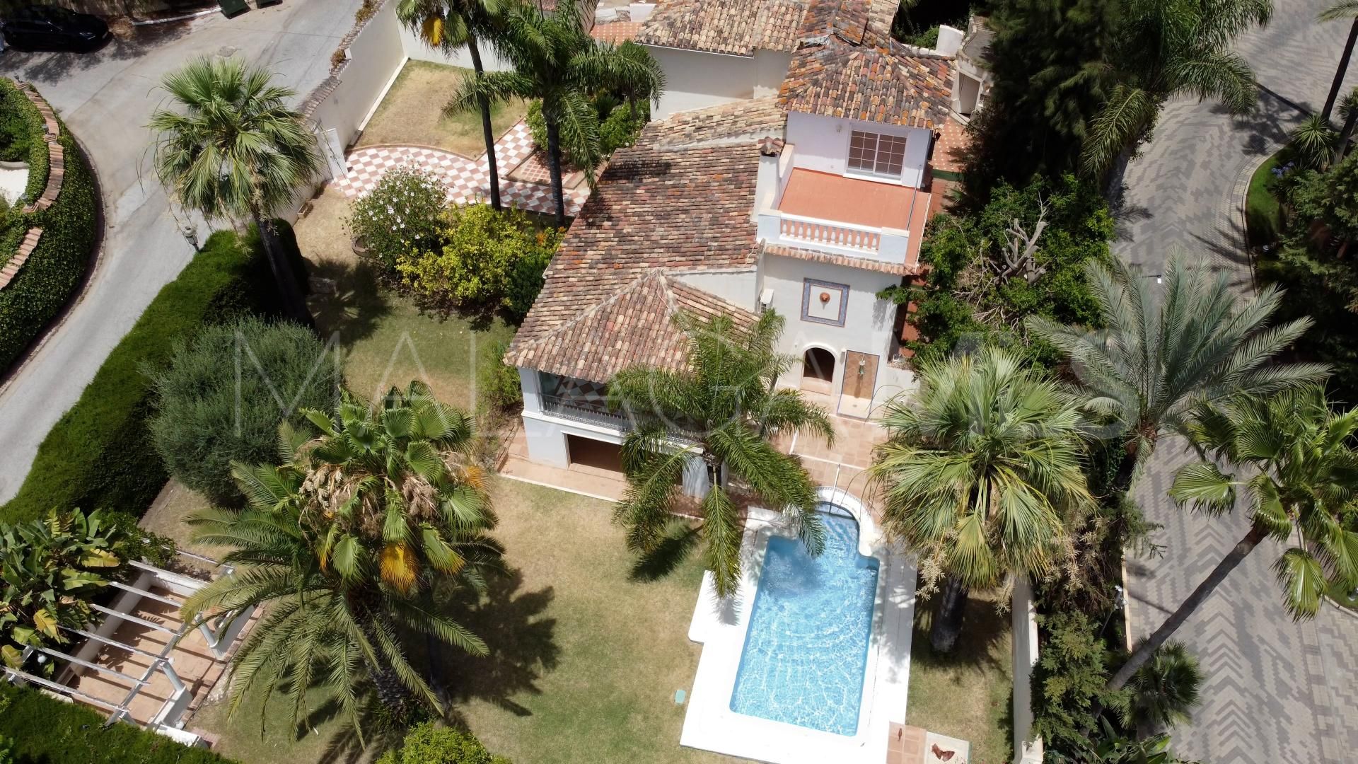 Villa for sale in Nagüeles
