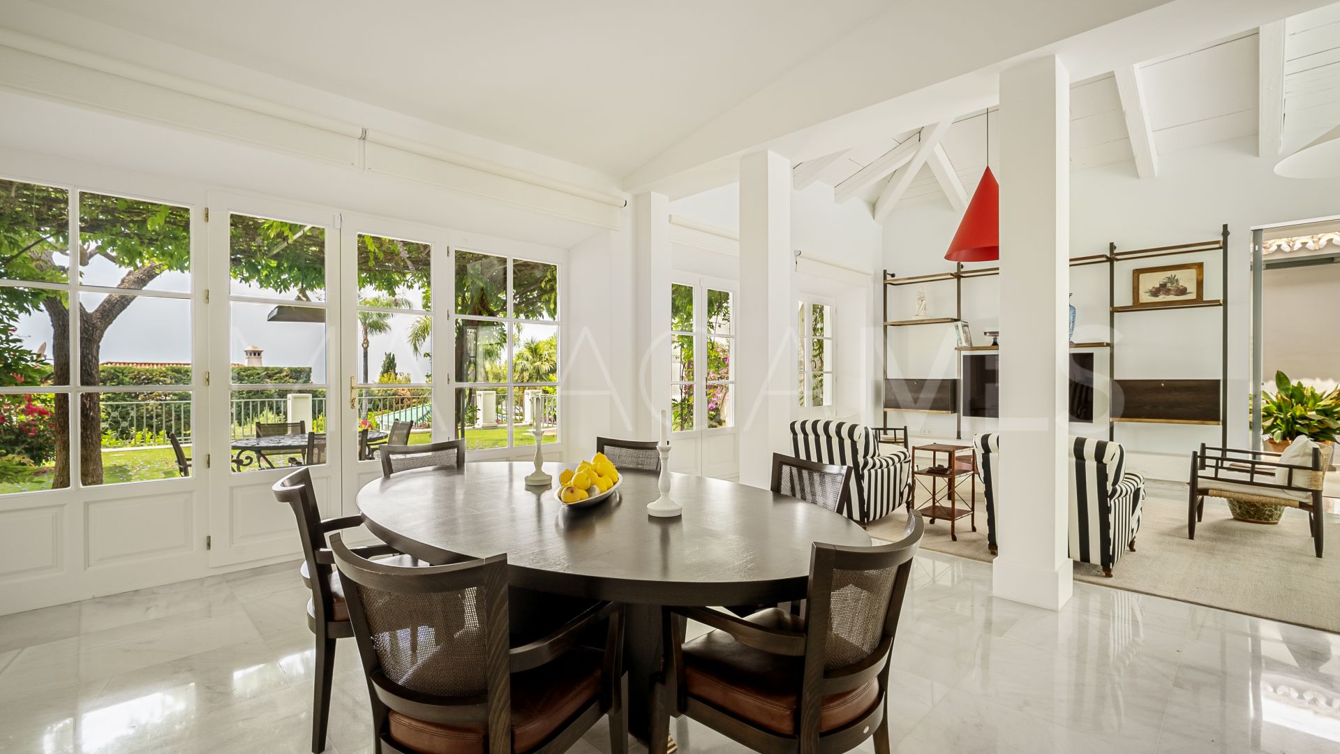 Villa for sale in Sierra Blanca