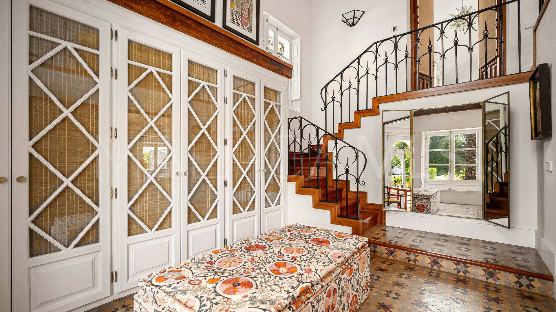 Villa for sale in Sierra Blanca