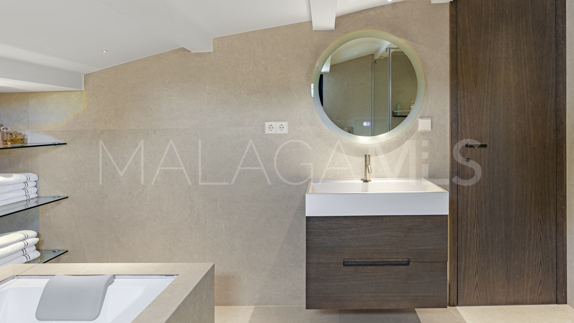 Zweistöckiges penthouse for sale in Marbella - Puerto Banus