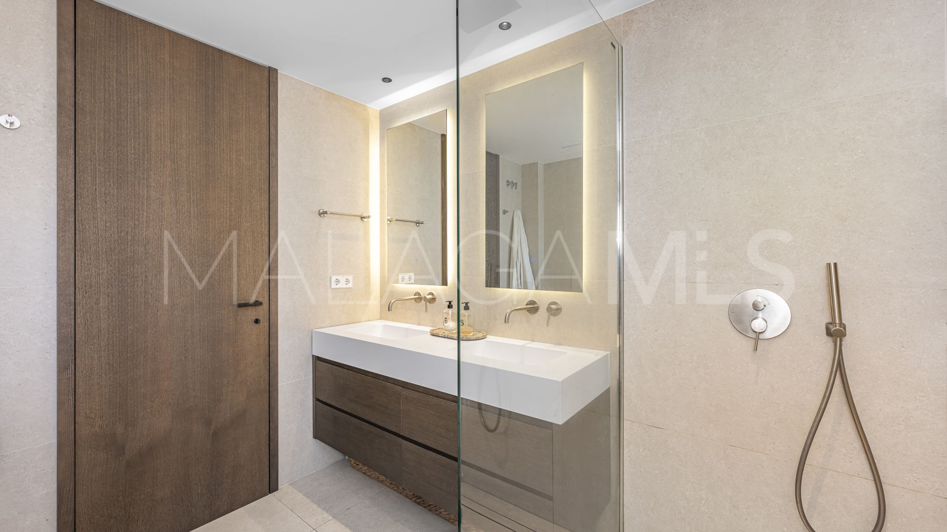 Zweistöckiges penthouse for sale in Marbella - Puerto Banus