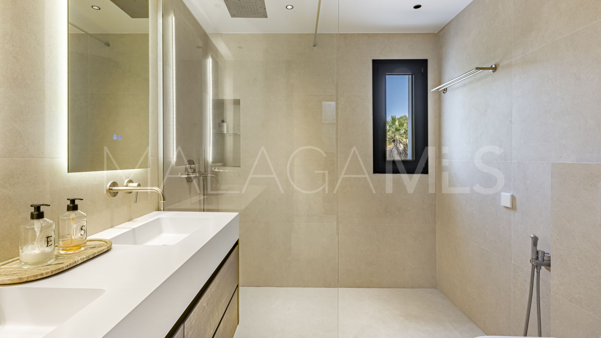 Zweistöckiges penthouse for sale in Marbella - Puerto Banus