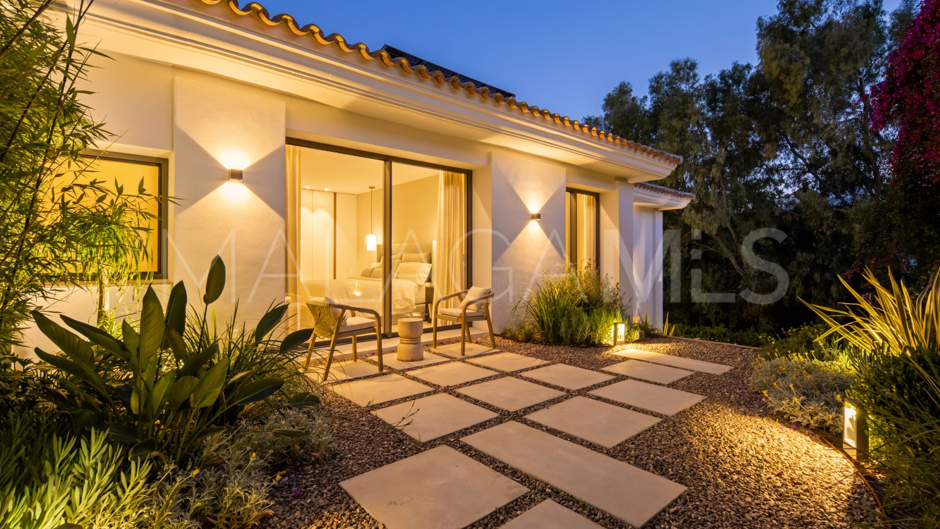 Villa for sale in El Herrojo