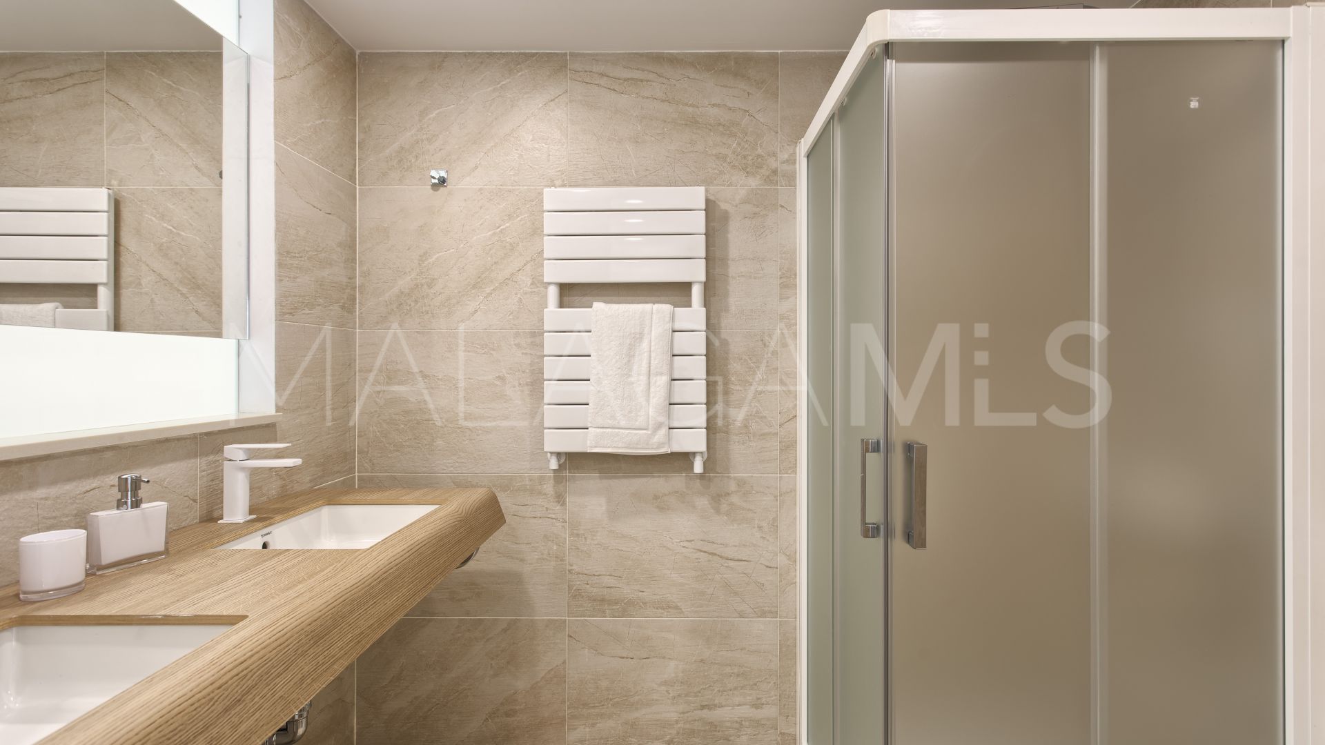 Maison jumelée for sale in Nueva Andalucia