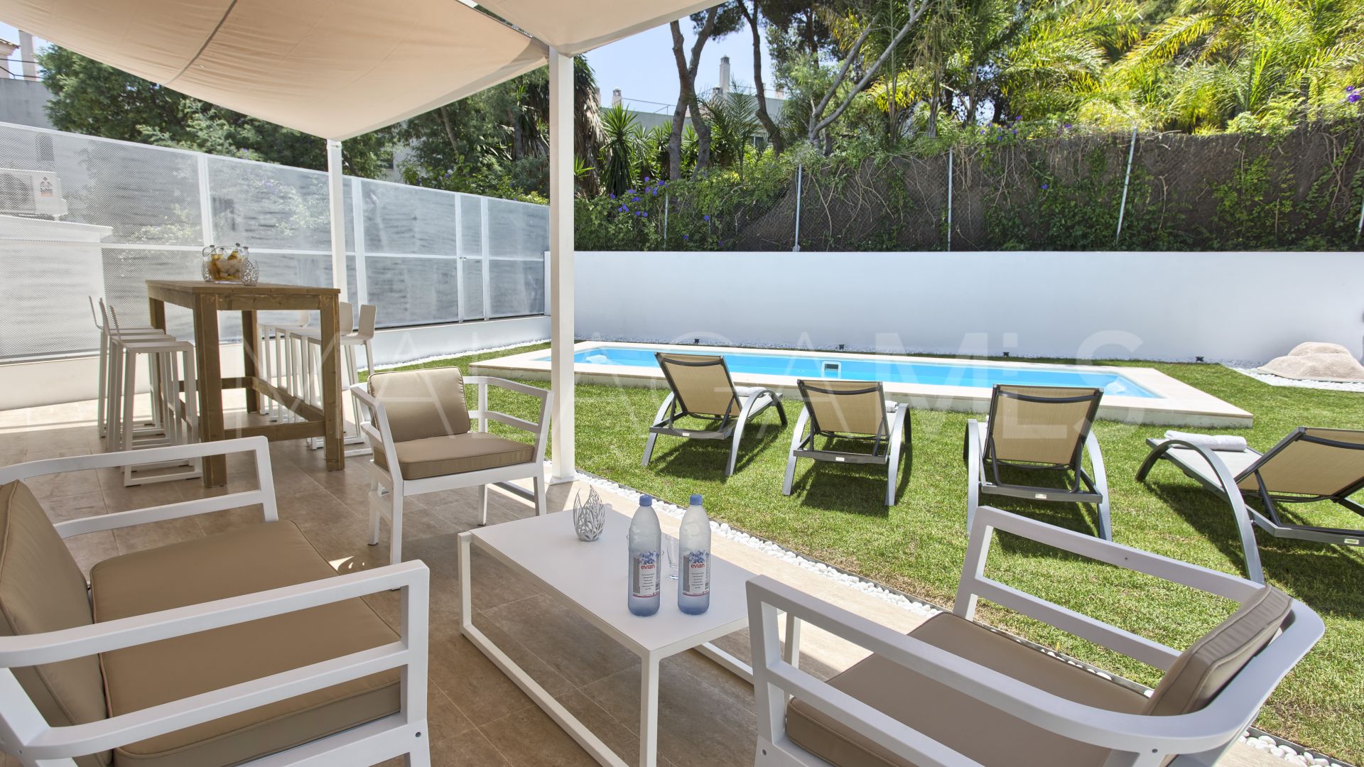 Maison jumelée for sale in Nueva Andalucia