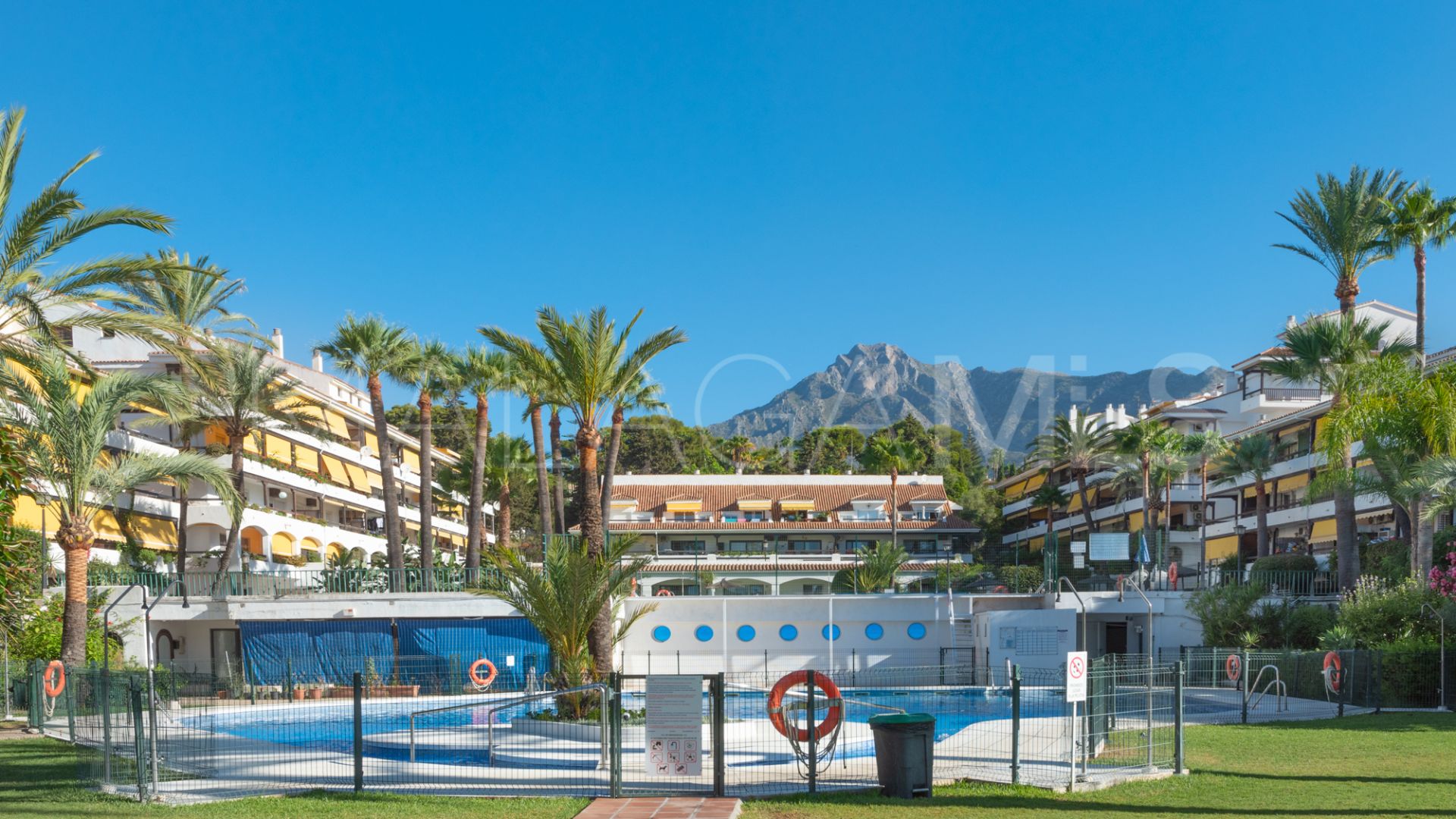 Appartement rez de chaussée for sale in Golden Mile