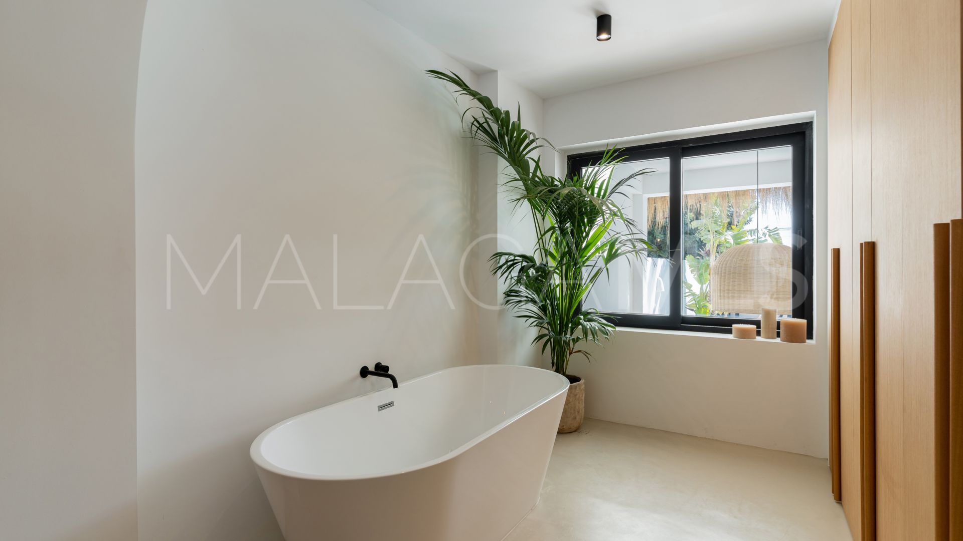 Villa for sale in El Pinillo