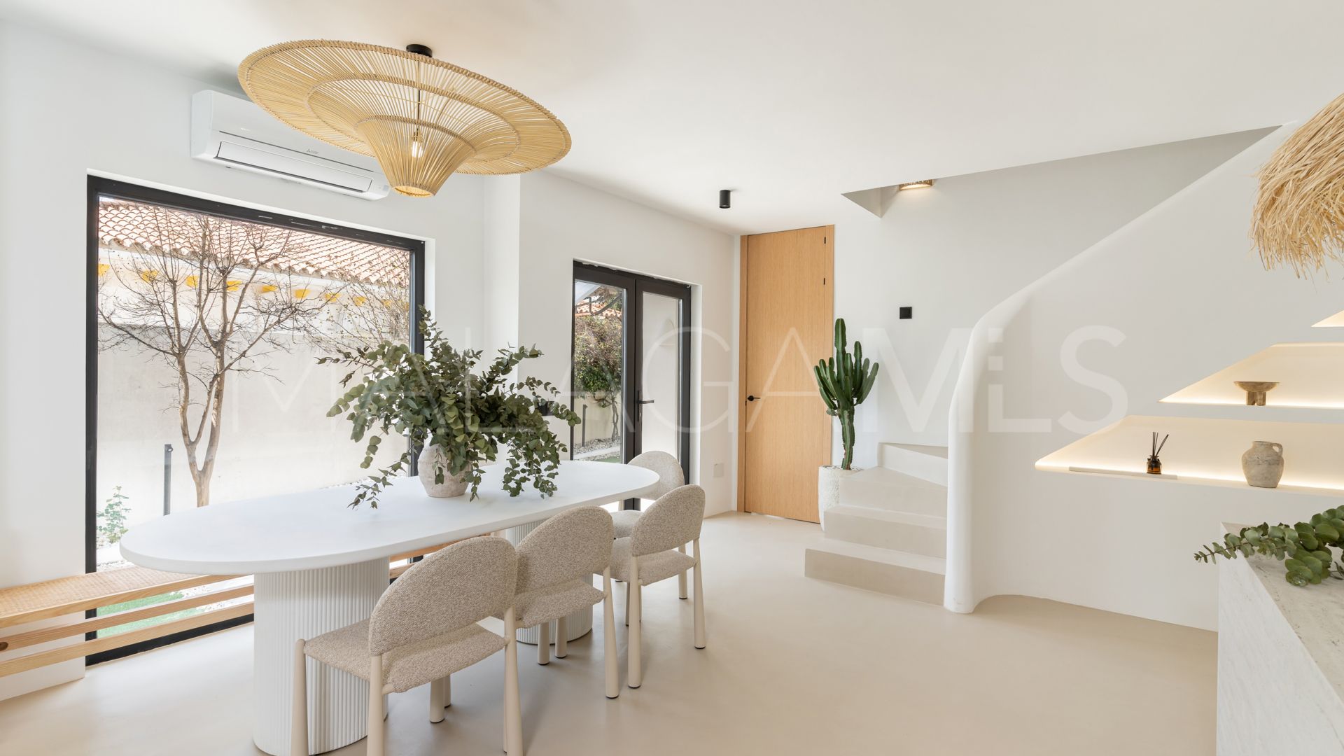 Villa for sale in El Pinillo
