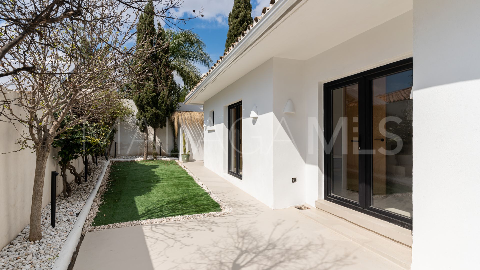 Villa for sale in El Pinillo