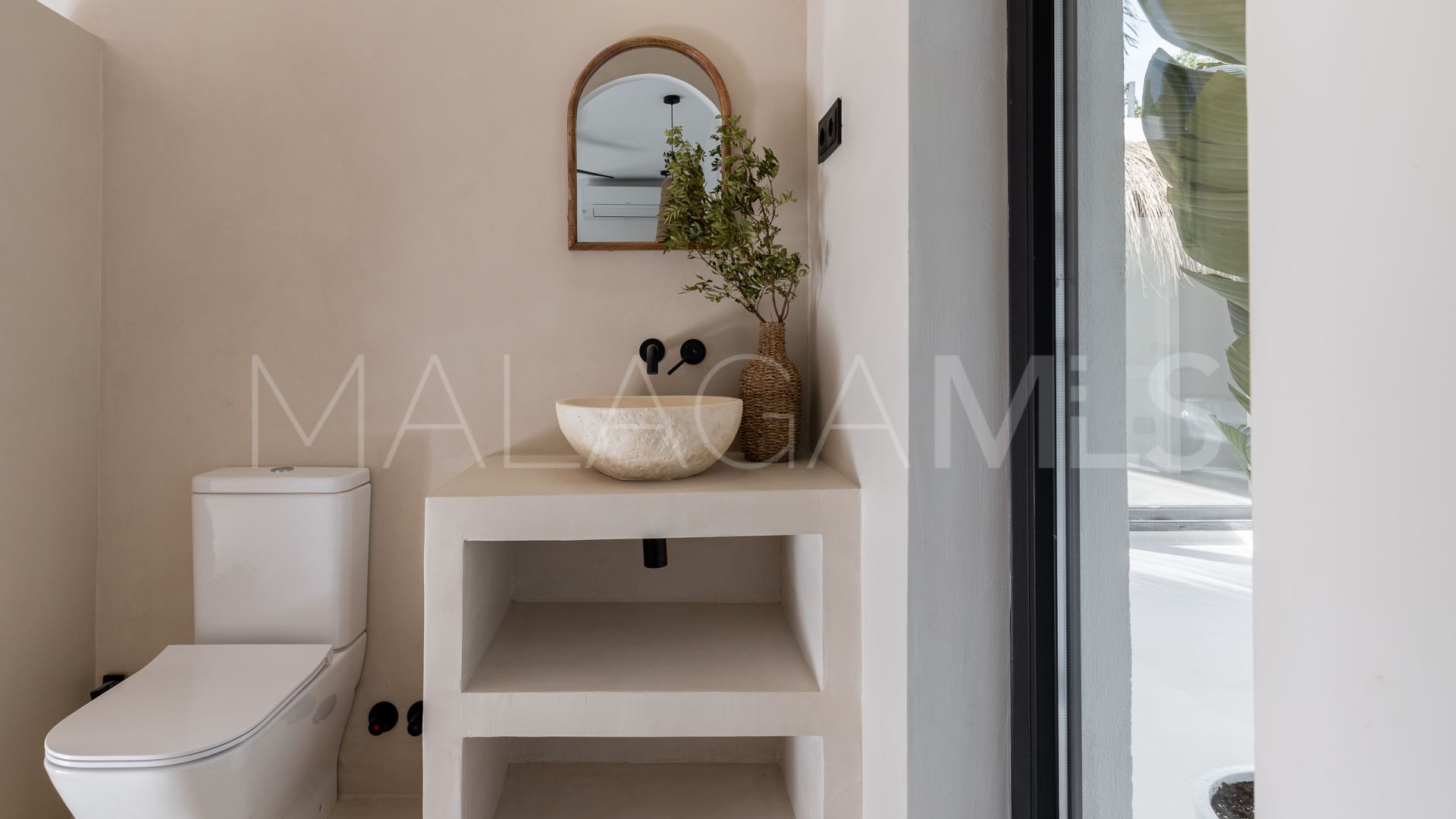 Villa for sale in El Pinillo