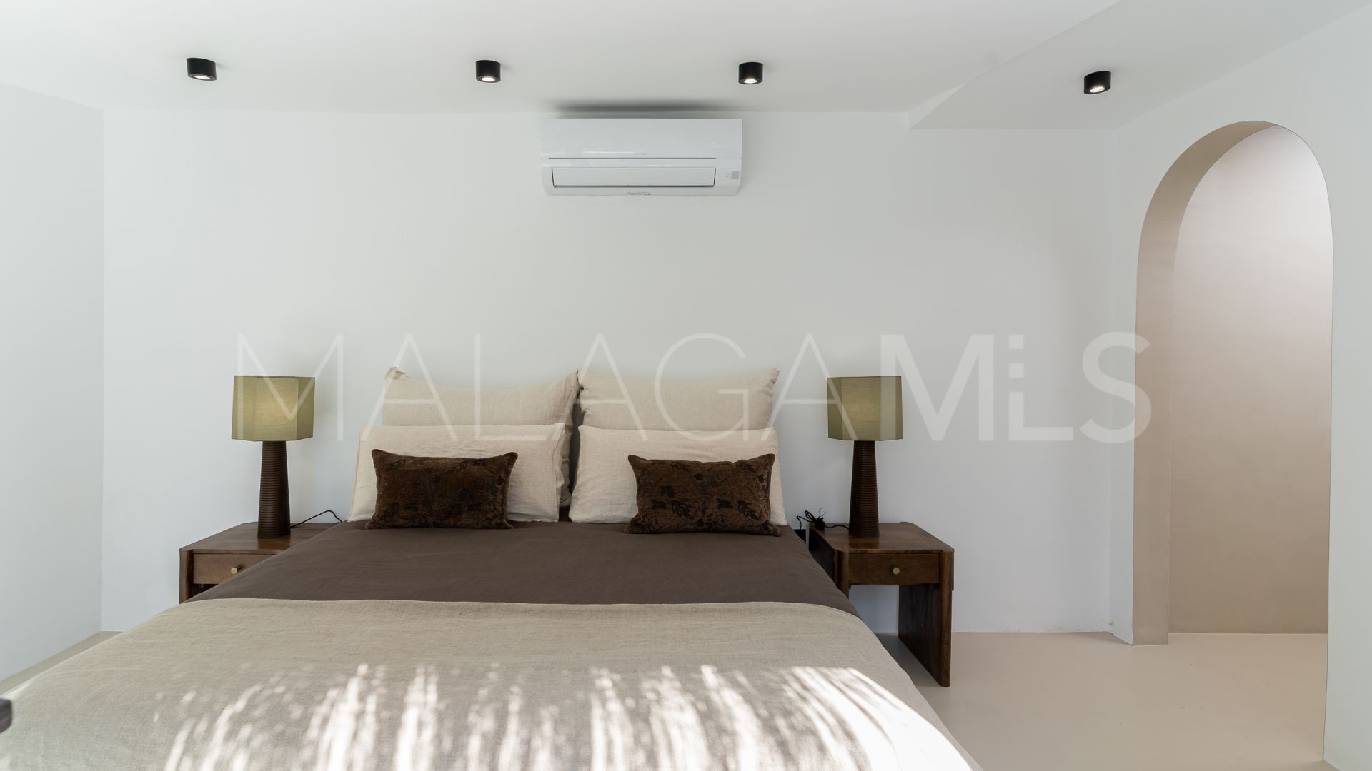 Villa for sale in El Pinillo