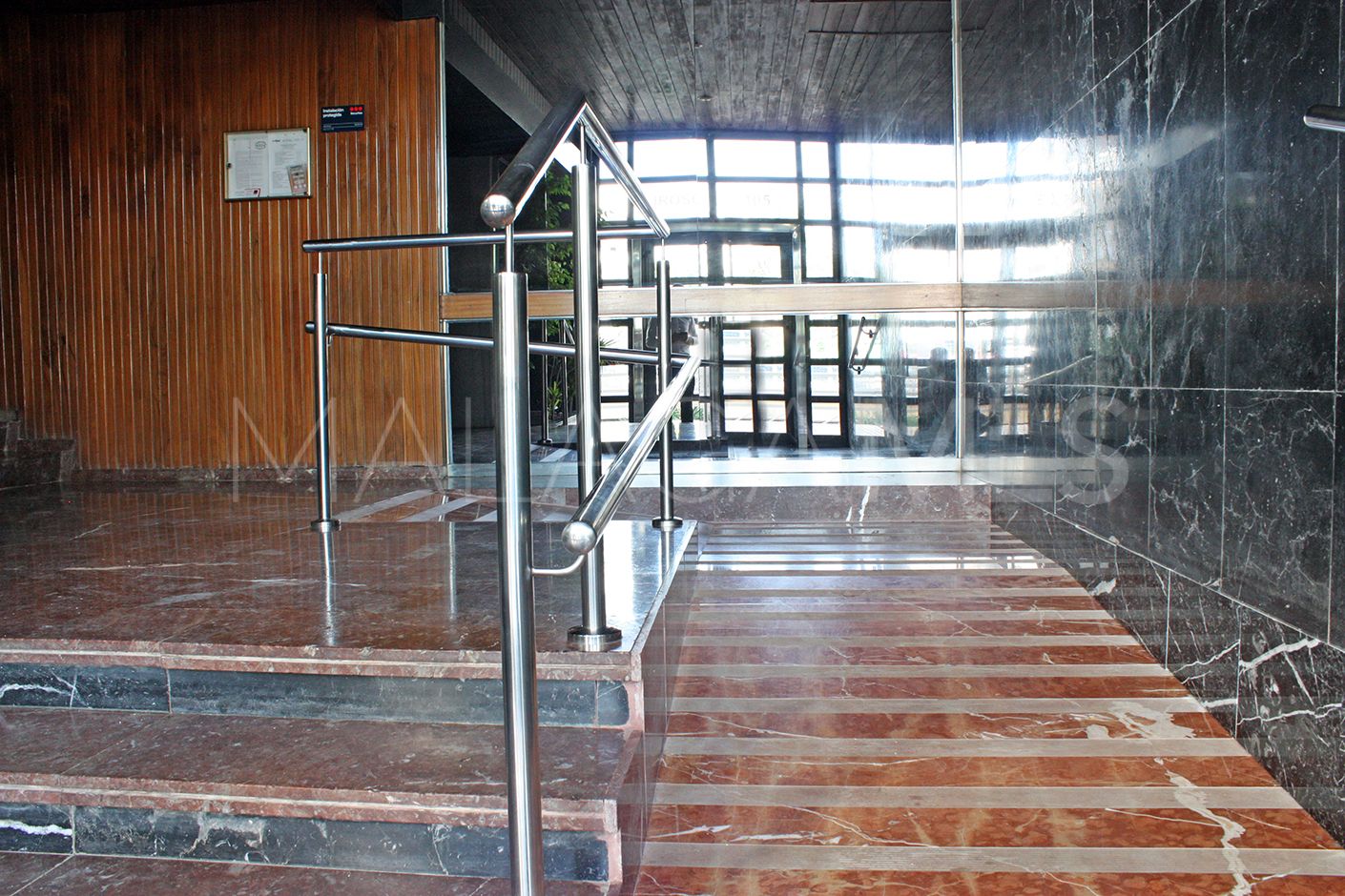 Flat for sale in La Carihuela