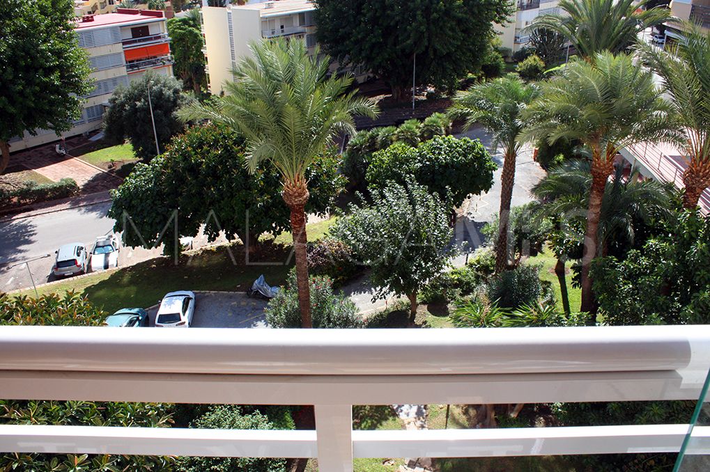 Flat for sale in La Carihuela