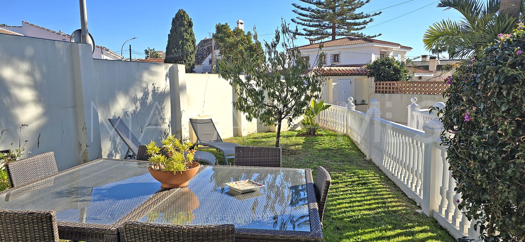 Villa for sale in Benalmadena Costa with 6 bedrooms