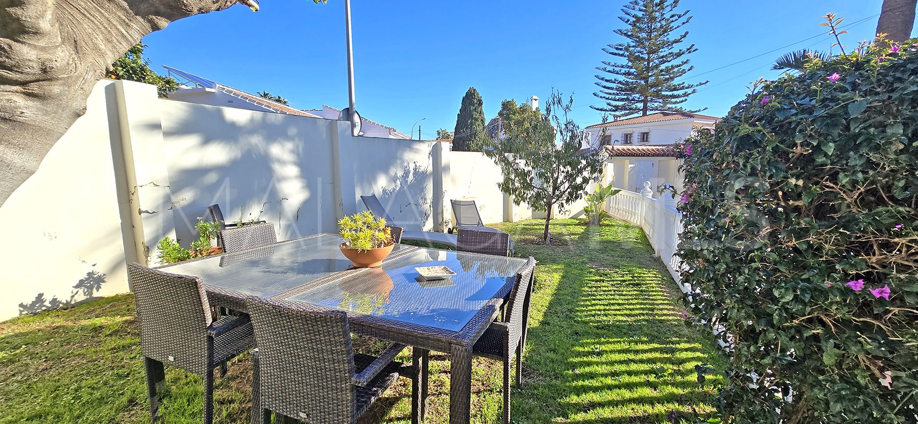 Villa for sale in Benalmadena Costa with 6 bedrooms