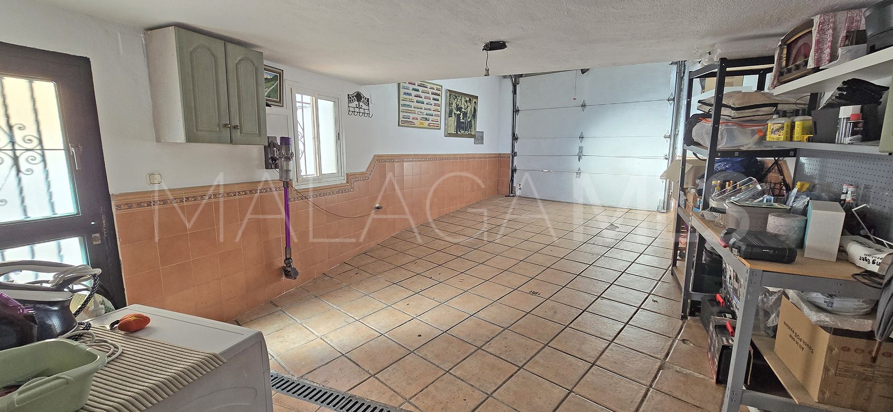 Villa for sale in Benalmadena Costa with 6 bedrooms