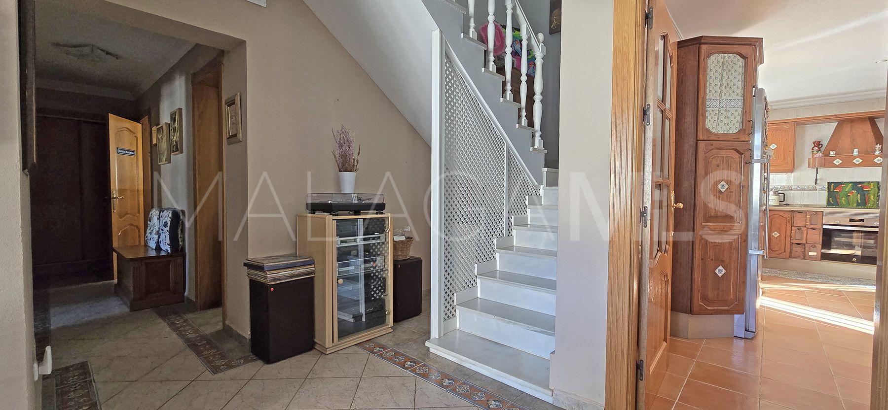 Villa for sale in Benalmadena Costa with 6 bedrooms