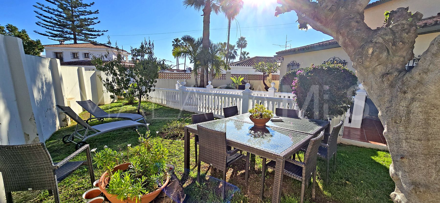 Villa for sale in Benalmadena Costa with 6 bedrooms