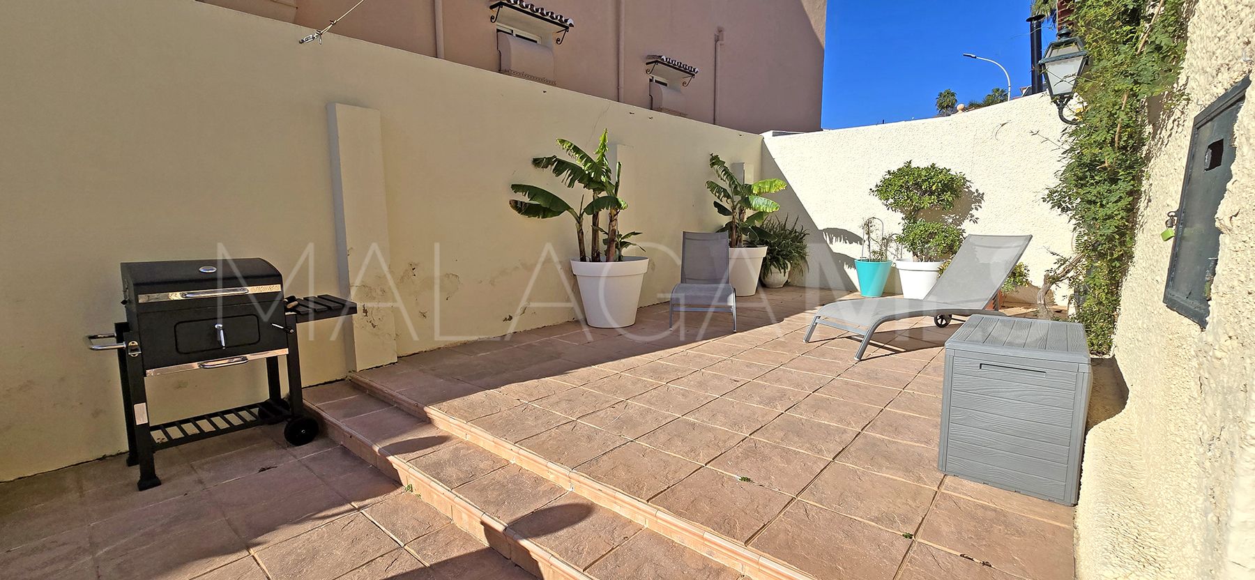 Villa for sale in Benalmadena Costa with 6 bedrooms