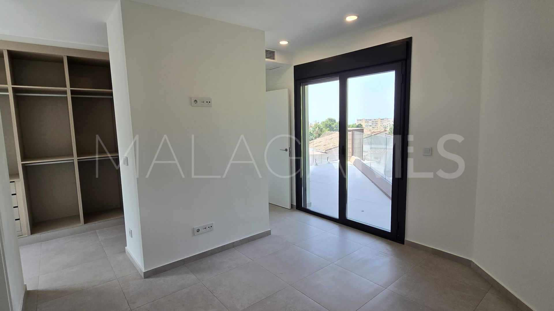 2 bedrooms apartment in Montemar for sale