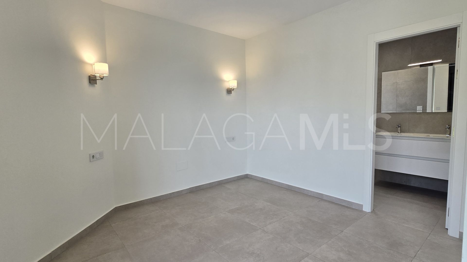 2 bedrooms apartment in Montemar for sale