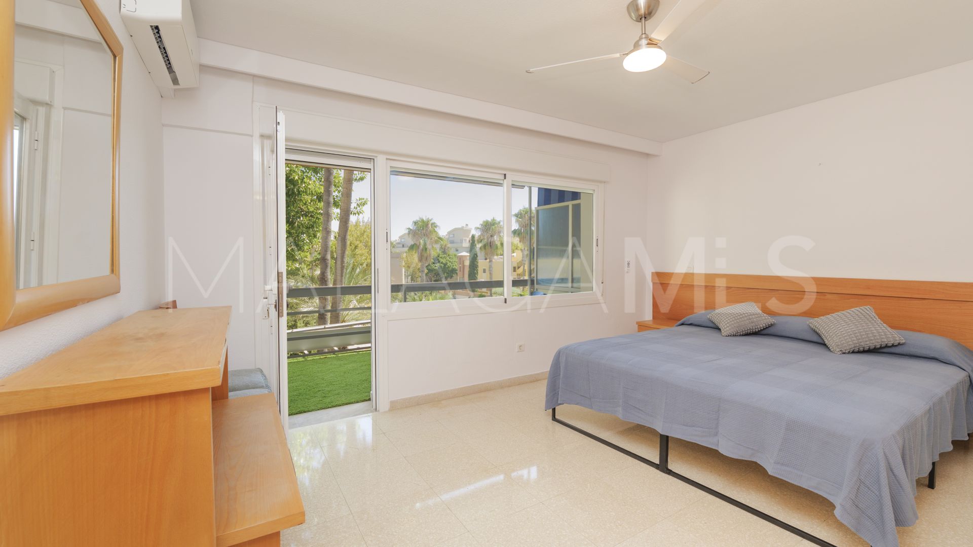 Wohnung for sale in La Carihuela