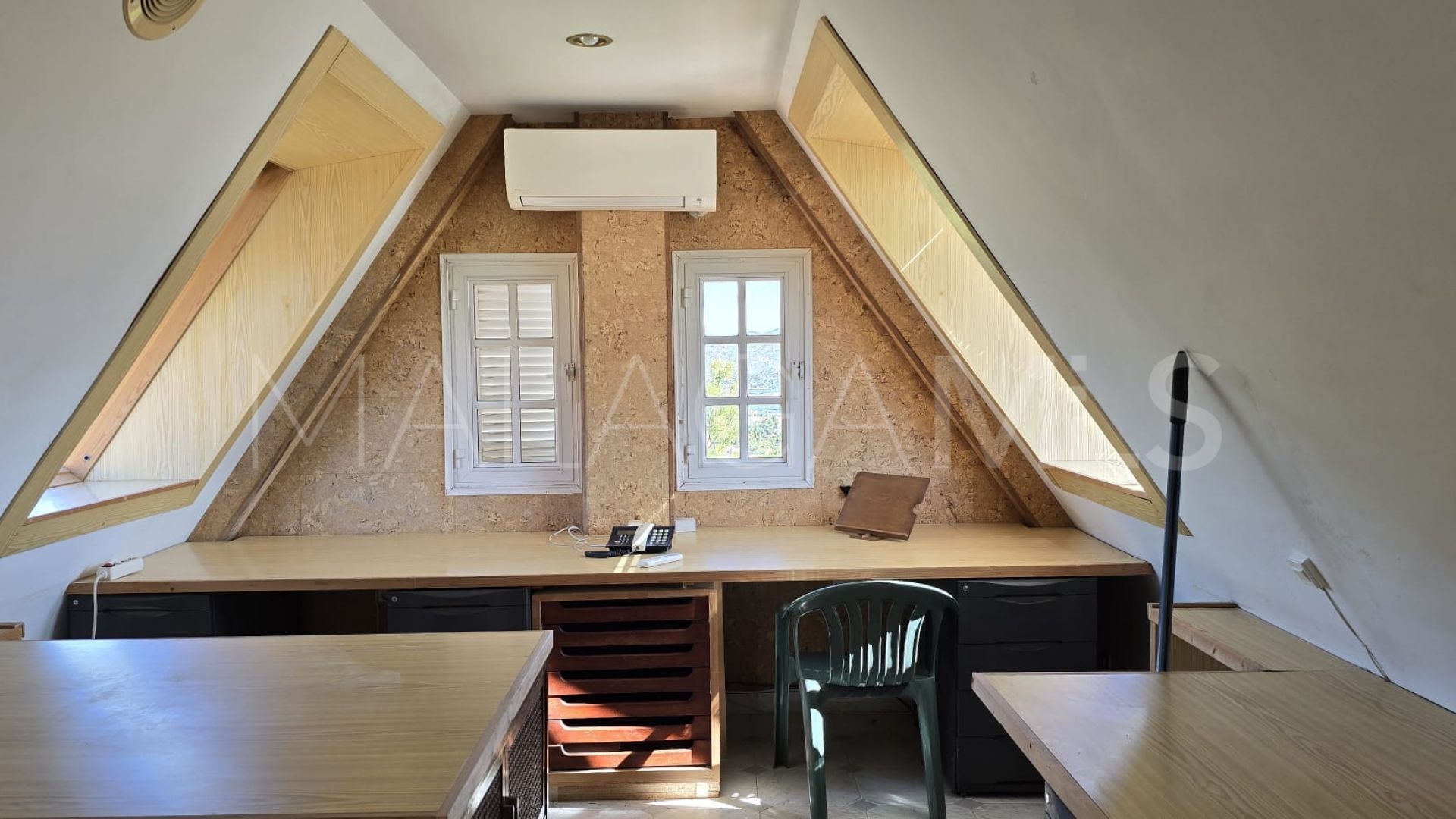 Buy villa in Pinos de Alhaurín with 6 bedrooms