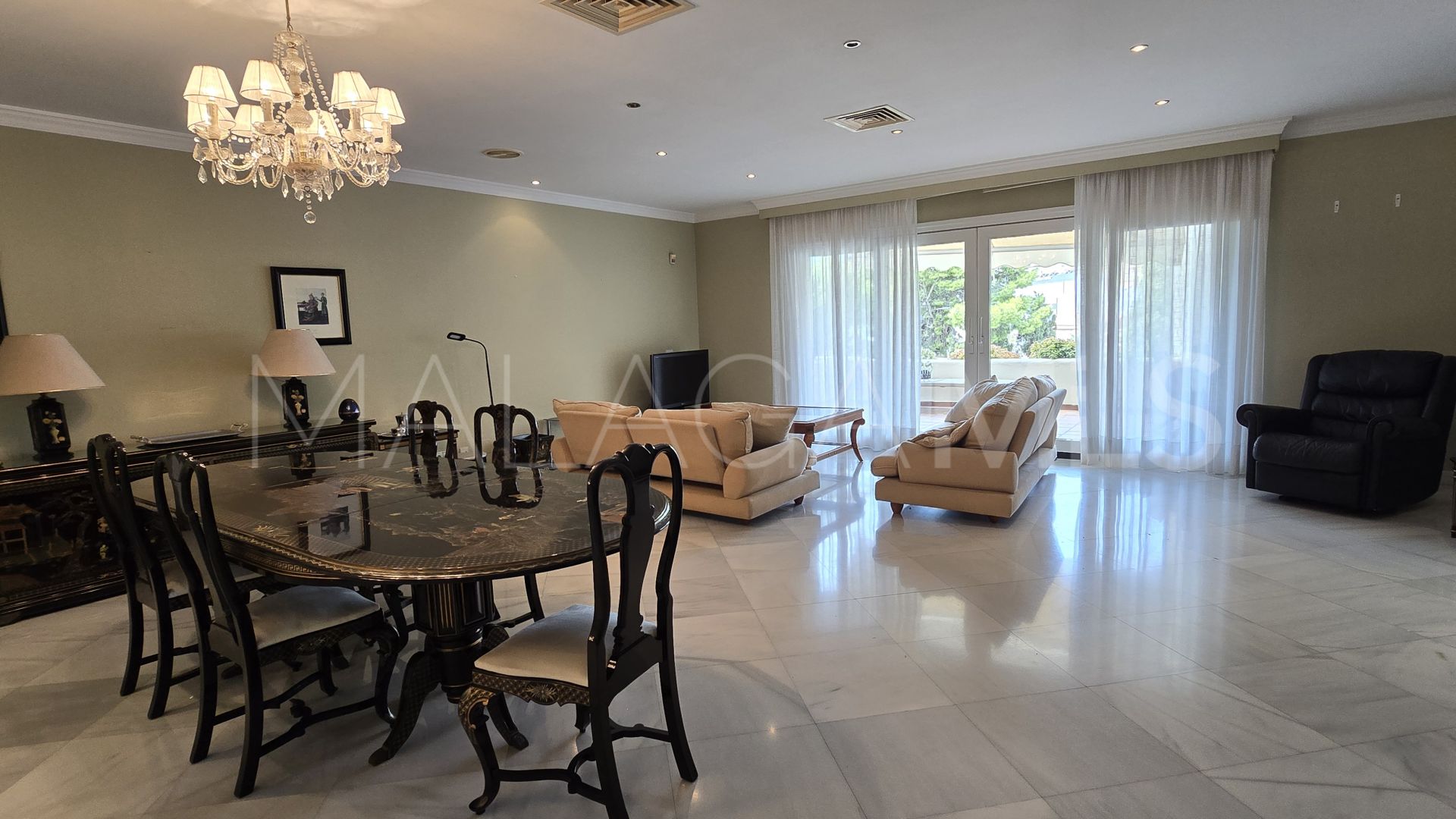 4 bedrooms apartment for sale in Torremolinos Centro