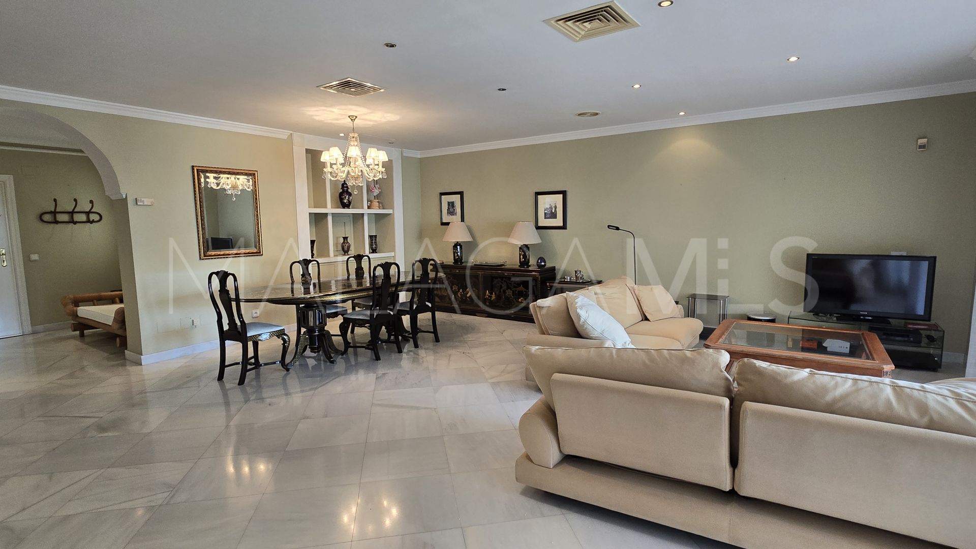 4 bedrooms apartment for sale in Torremolinos Centro