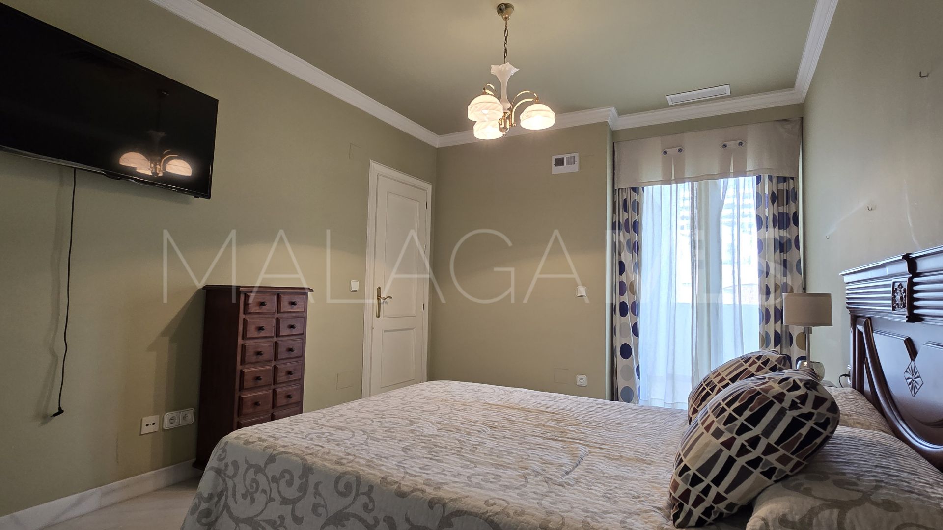4 bedrooms apartment for sale in Torremolinos Centro