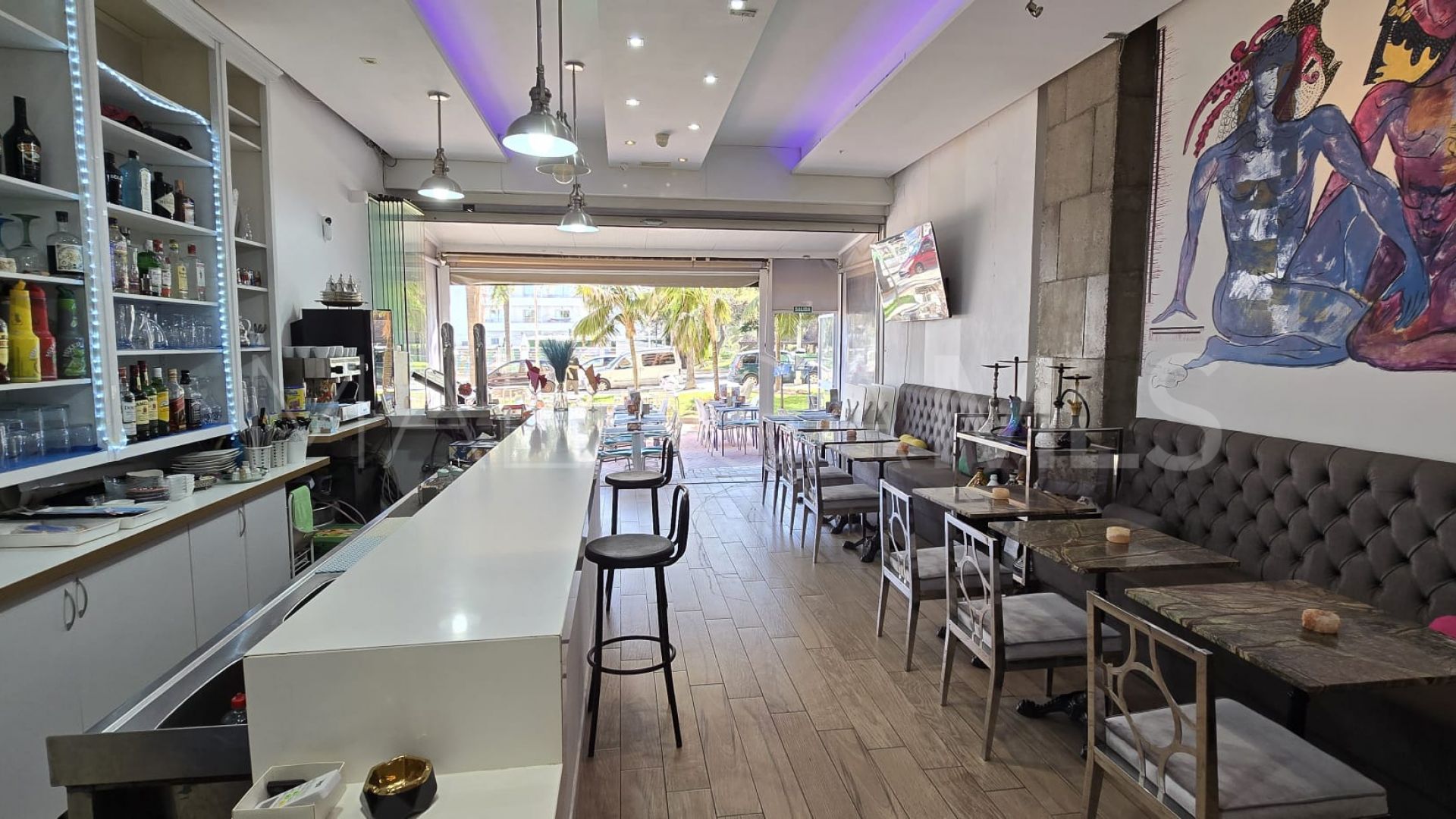 Commercial for sale in Bajondillo