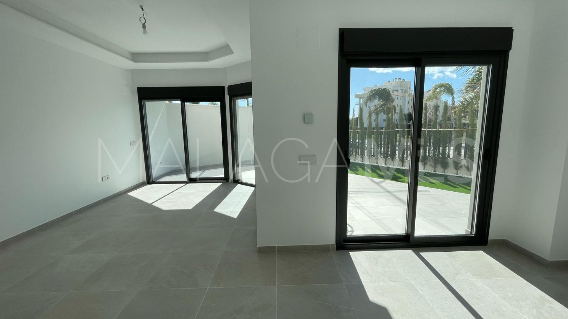 Playamar 3 bedrooms ground floor apartment for sale