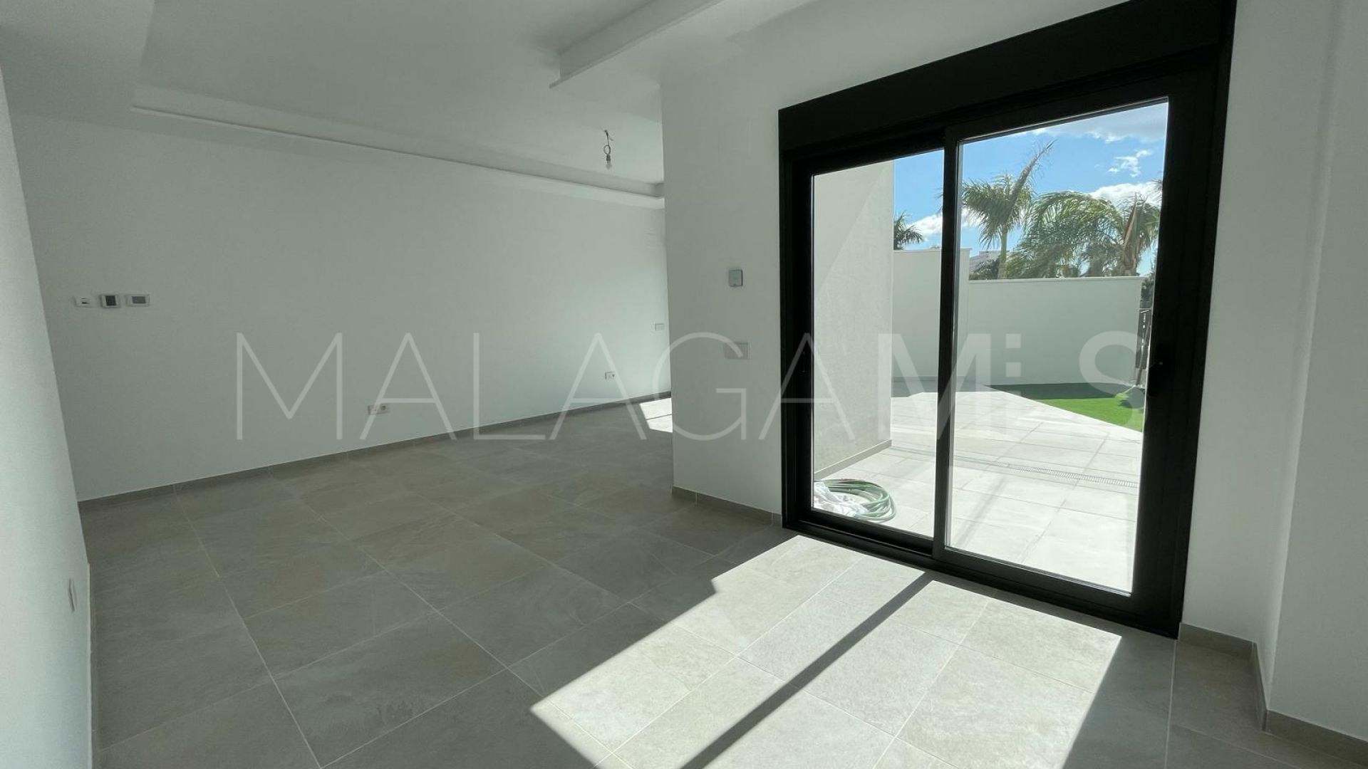 Playamar 3 bedrooms ground floor apartment for sale