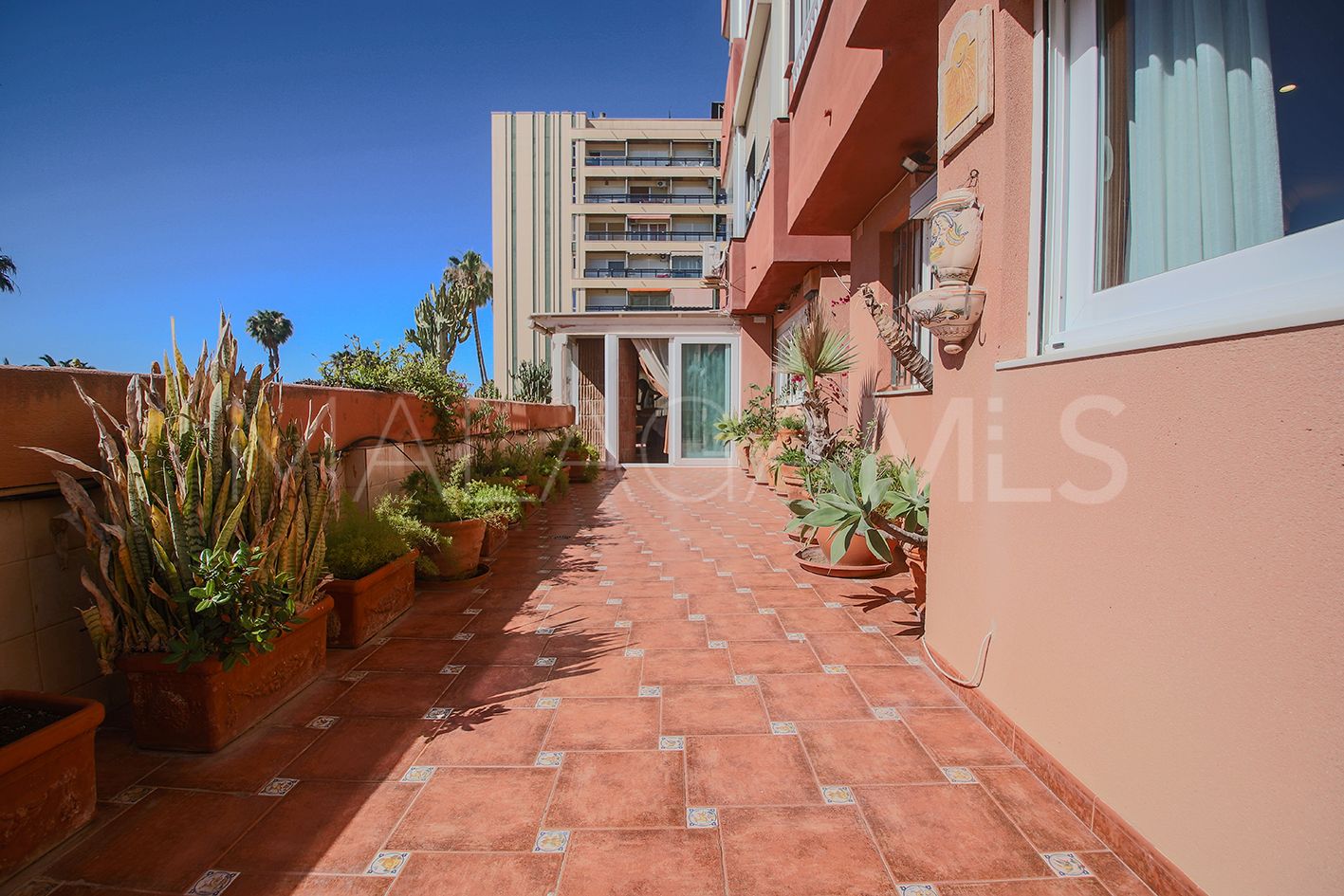 Flat for sale in La Carihuela