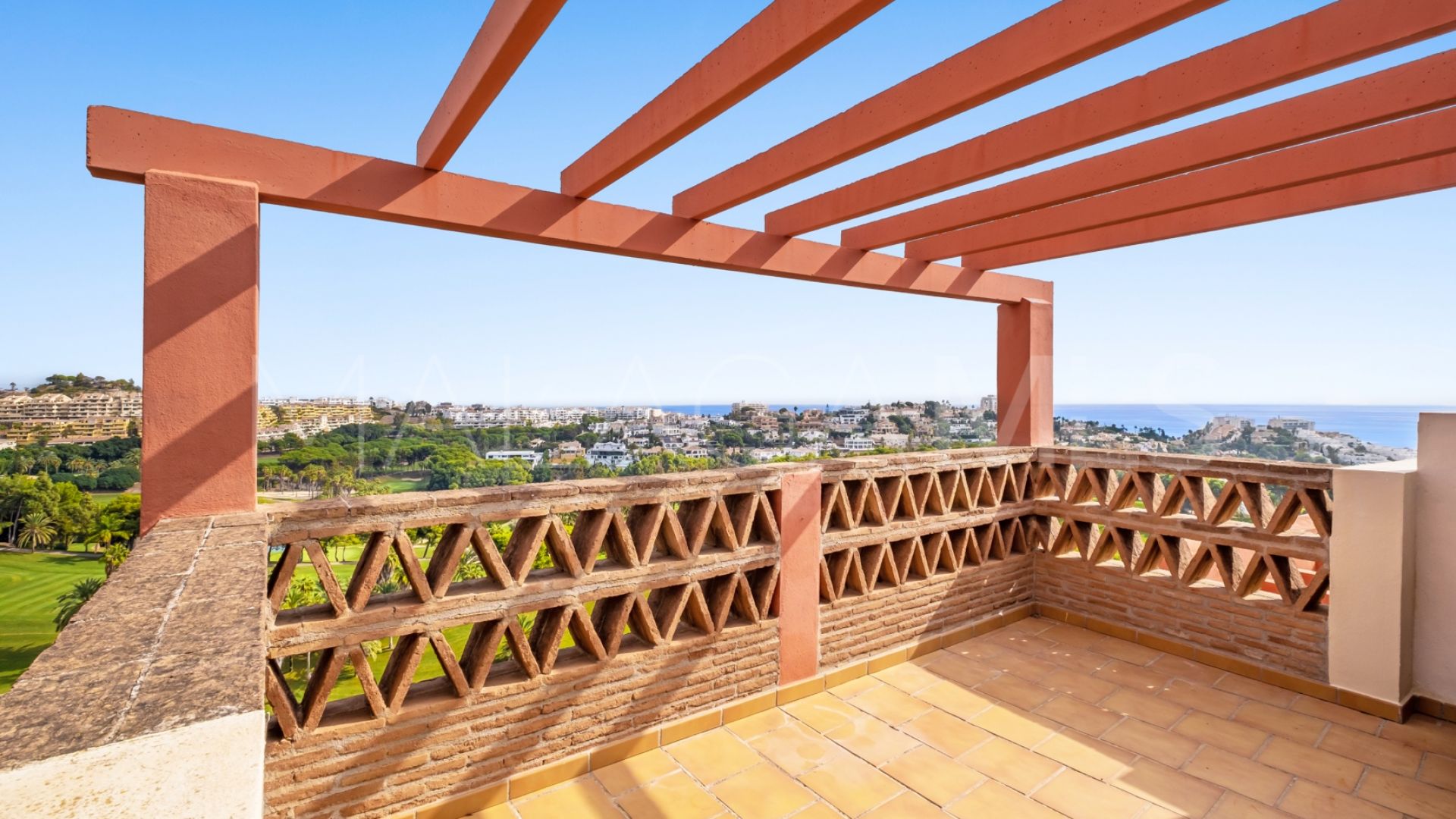 Appartement terrasse for sale in Torrequebrada