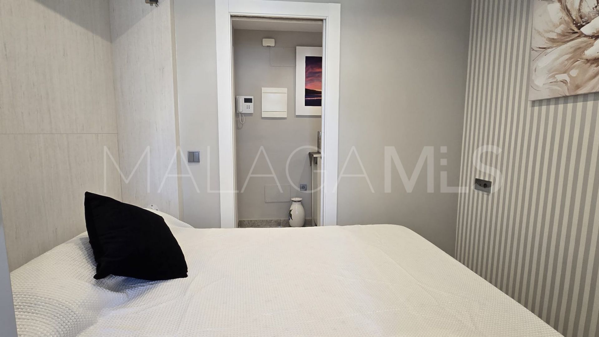 Appartement terrasse for sale in La Carihuela