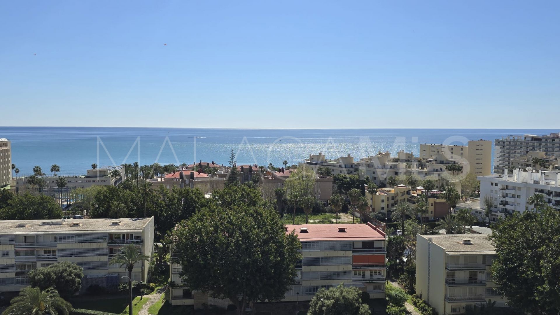 Appartement terrasse for sale in La Carihuela