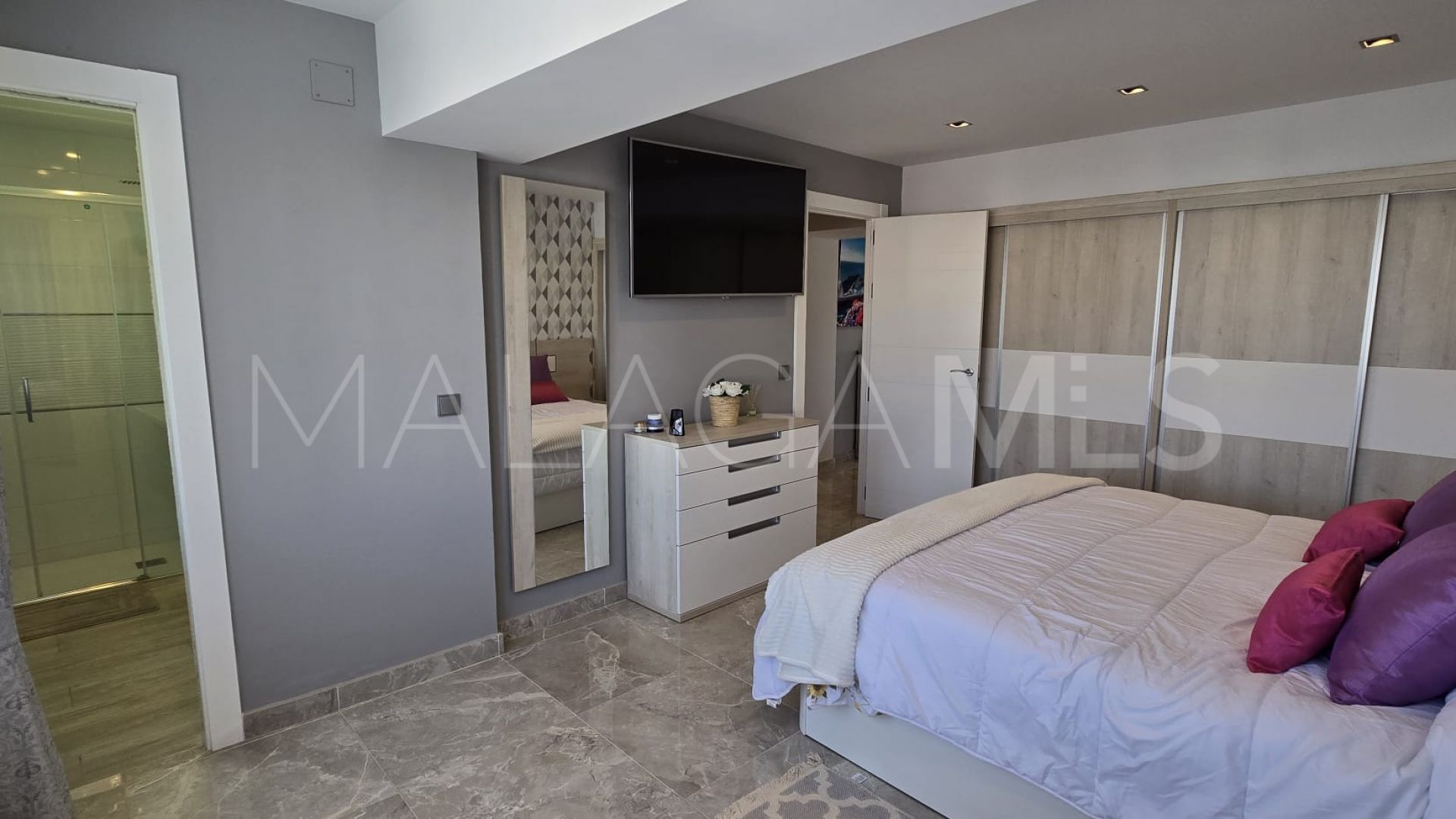 Appartement terrasse for sale in La Carihuela