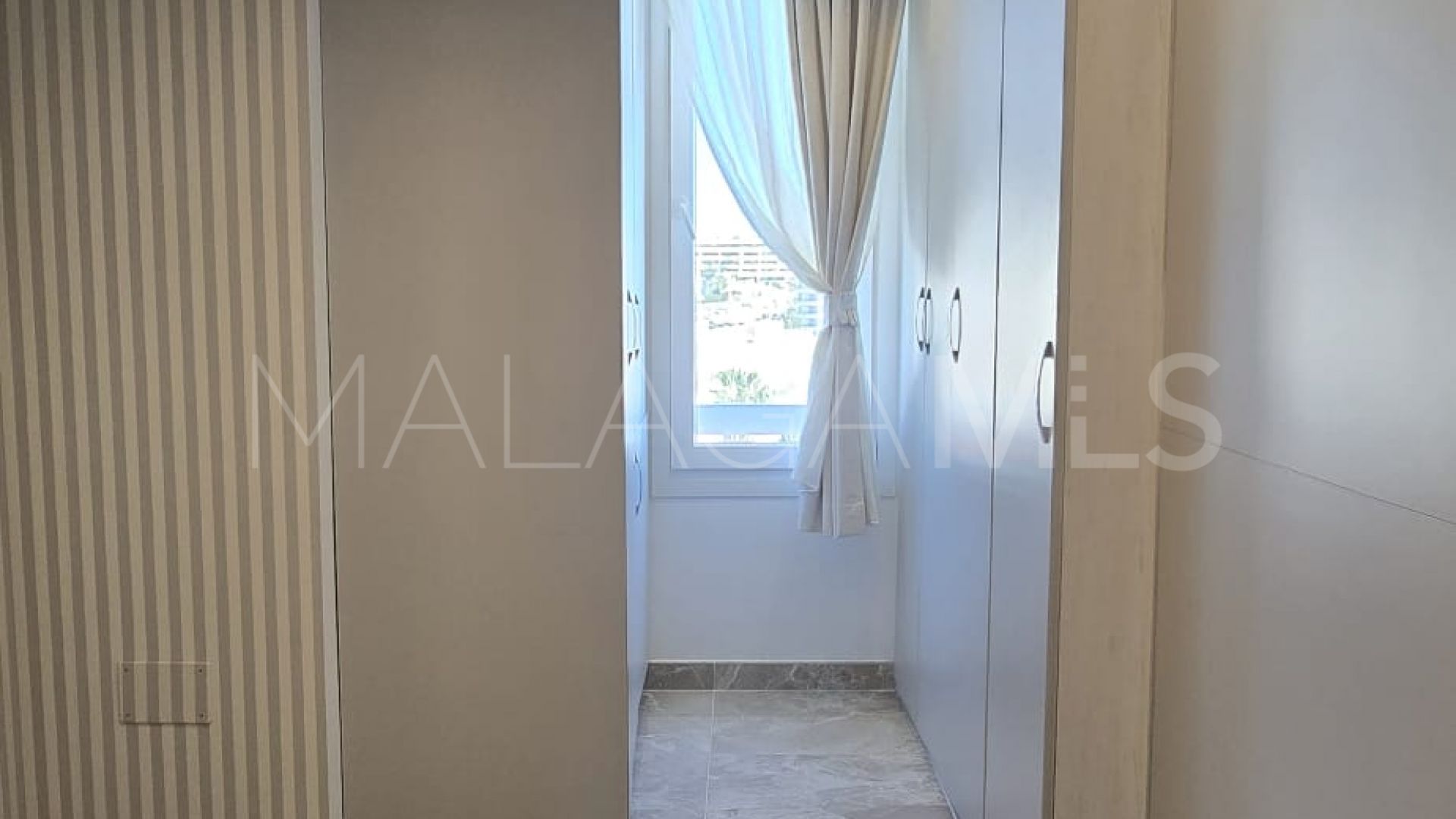 Appartement terrasse for sale in La Carihuela