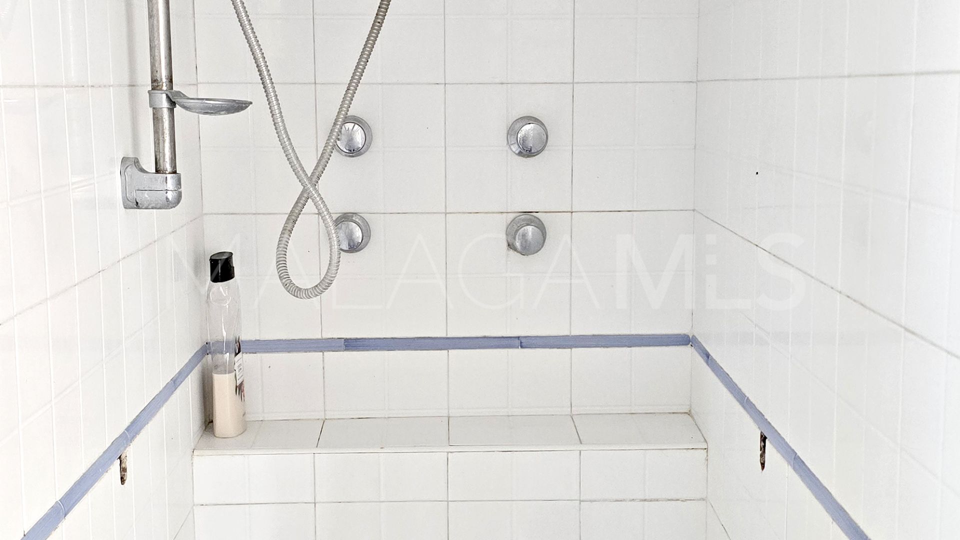 Hus i byn for sale in Montemar