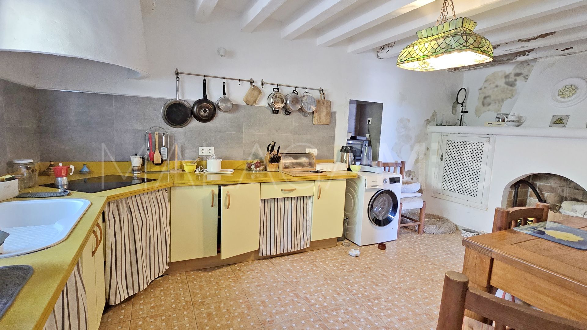 Hus i byn for sale in Montemar