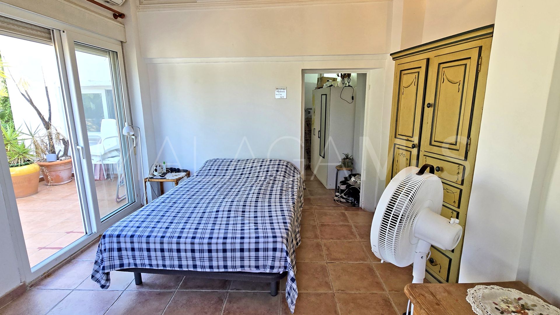 Hus i byn for sale in Montemar