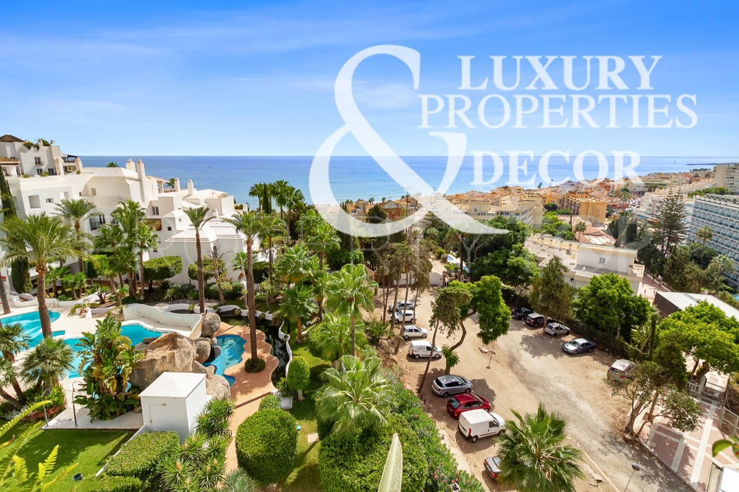 For sale flat in Torremolinos Centro with 6 bedrooms