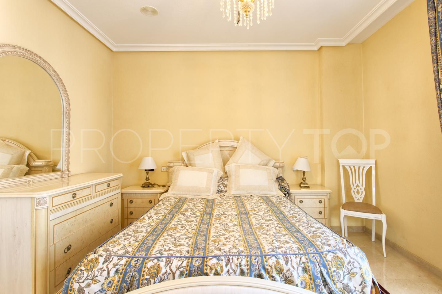 4 bedrooms chalet in Torrequebrada for sale