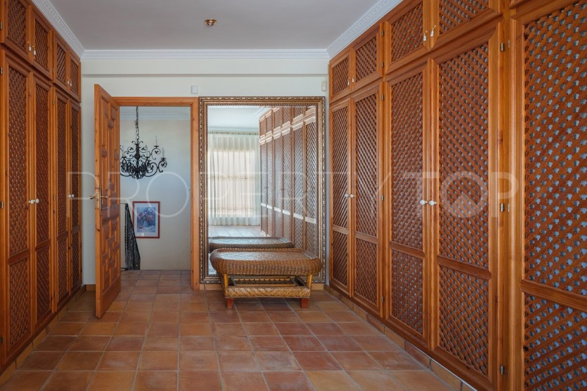 For sale villa in Moraira